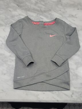 Infant Girls Nike Sweatshirt 12 Mos